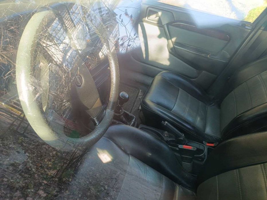 Продам опель вектра 1993 года  недорого 40000