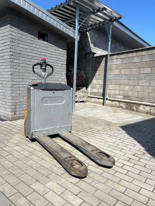 Електронавантажувач, рохля Still EXU 16