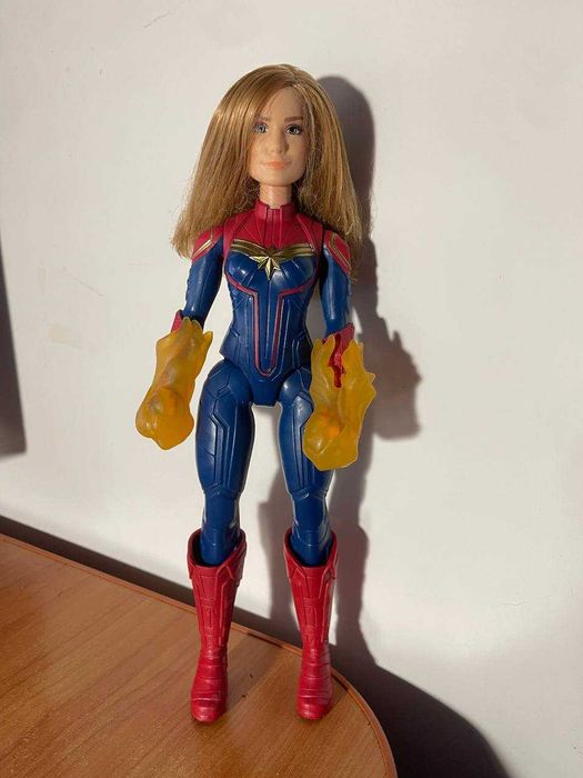 Кукла «Космический капитан Марвел» Hasbro