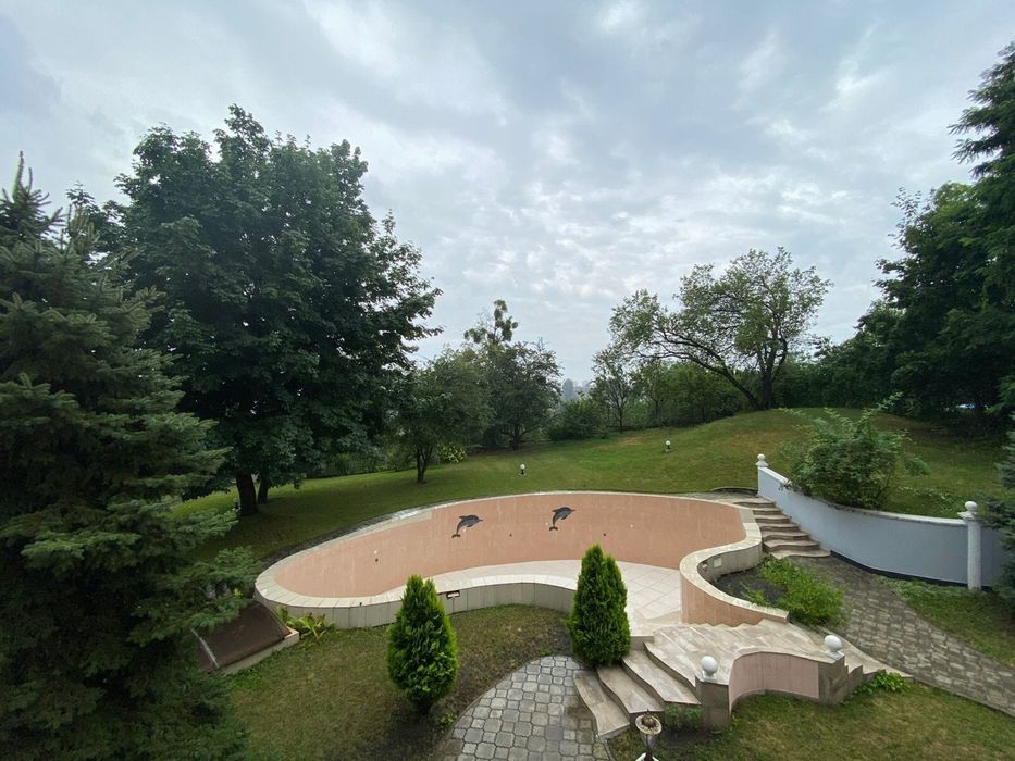 Елітний маєток в місті, вул. Вишгородська, Подільський район, 25 соток