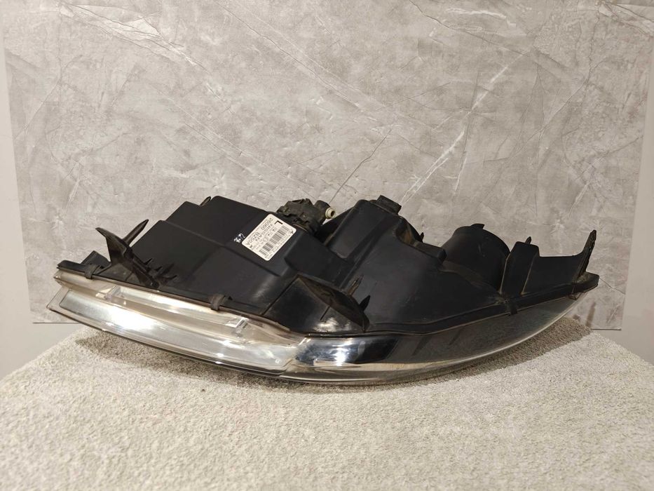 Lampa Lewy Przód Nissan NV400 EUROPA