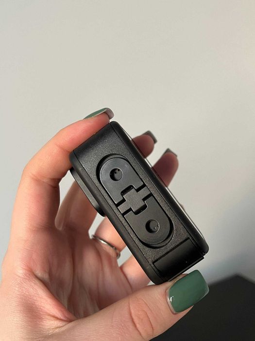 Екшн-камера GoPro Hero 10 з кріпленням на голову