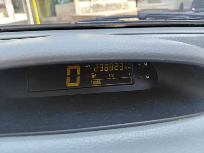 Renault Twingo — fotografia 11