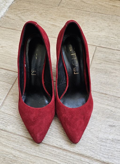 Туфлі на підборах українського виробника Nivelle.