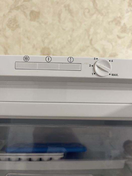 Морозильна камера Altus ALTF312NW