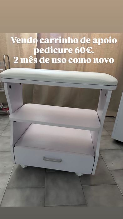 Carrinho de apoio para pes
