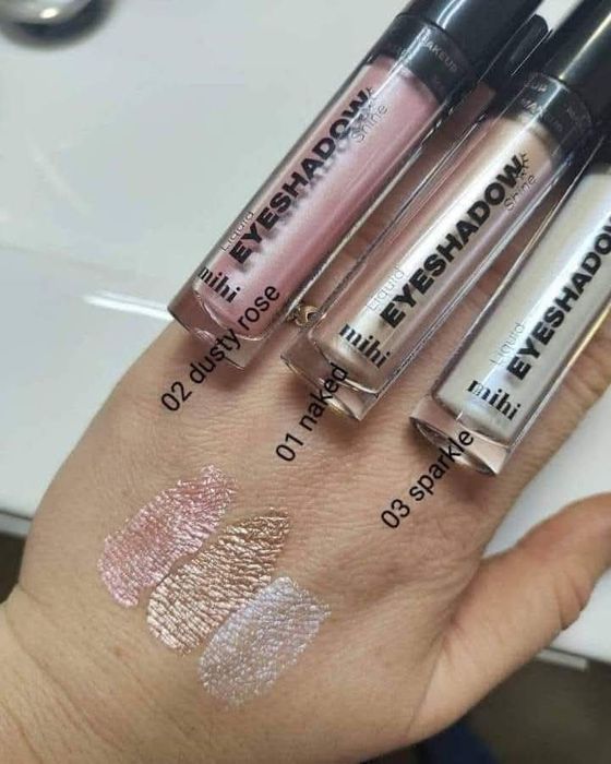 Eyeshadow. Cień do powiek w płynie Shine 01 naked