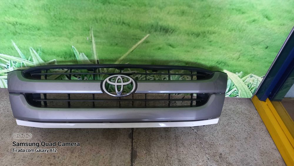 Grelha Toyota Hilux