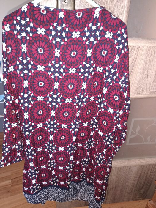 Sprzedam sliczna tunikę r44