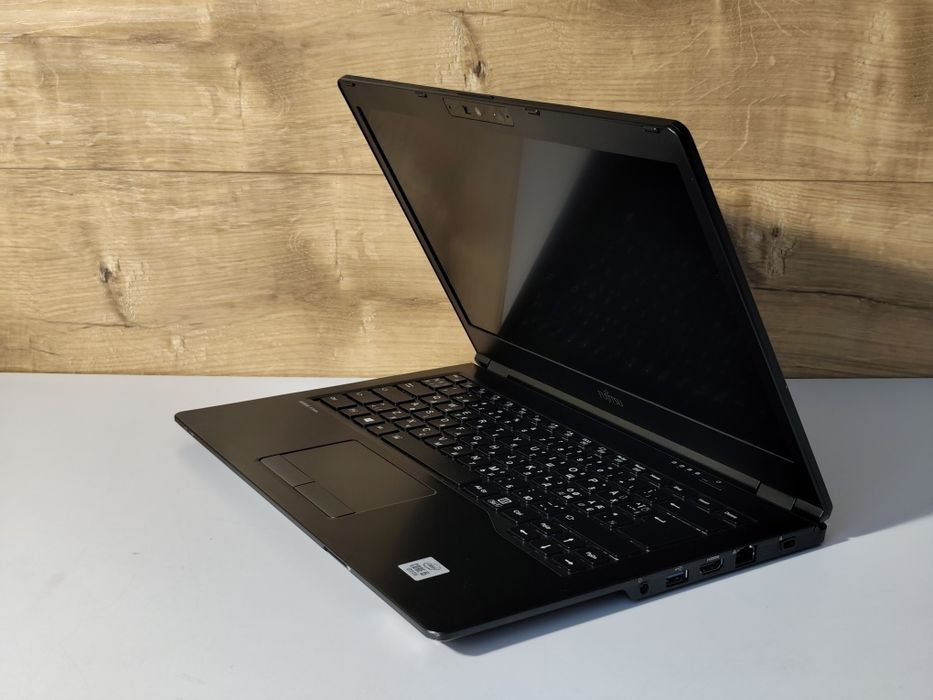 Потужний ноутбук 23 року Японія/14" FHD ips/i5-10 gen/8 ОЗП/256 SSD/
