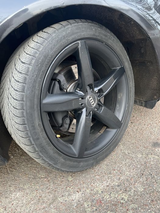 Розборка Audi A4B8 3.0tdi CAPA