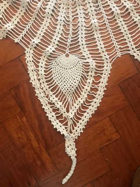 Toalha de mesa em renda formato de estrela