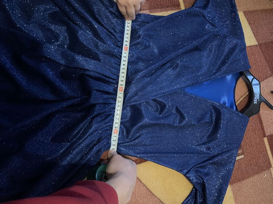 Святкова сукня для мами та маленької принцеси