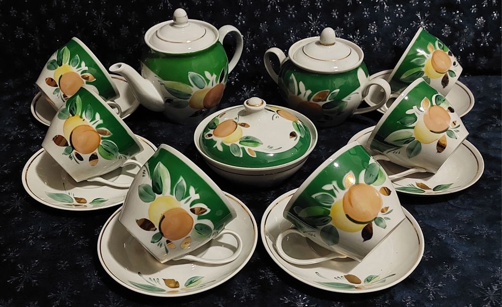 Сервиз чайный фарфоровый фарфор Полонное ссср роспись позолота