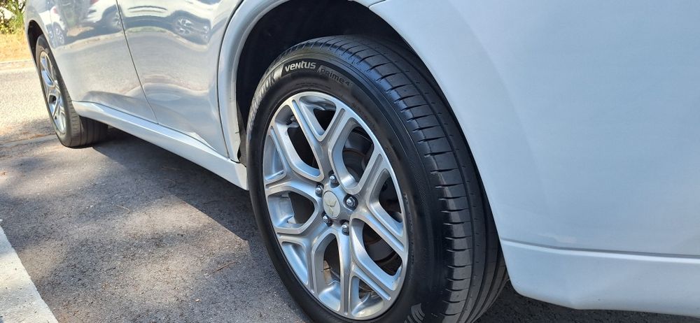 Mitsubishi Outlander PHEV 2.0 Hybrid Plug-in 4WD Intense+