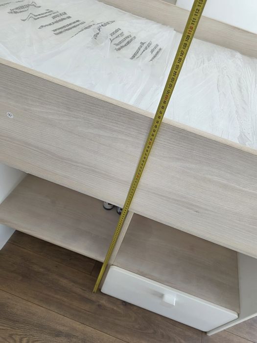 Cama criança com arrumos