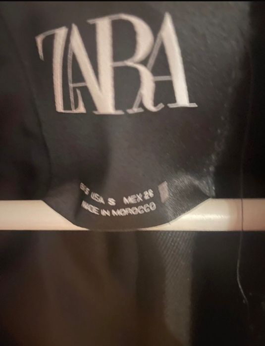 Płaszcz Zara czarny z wełna jak nowy
