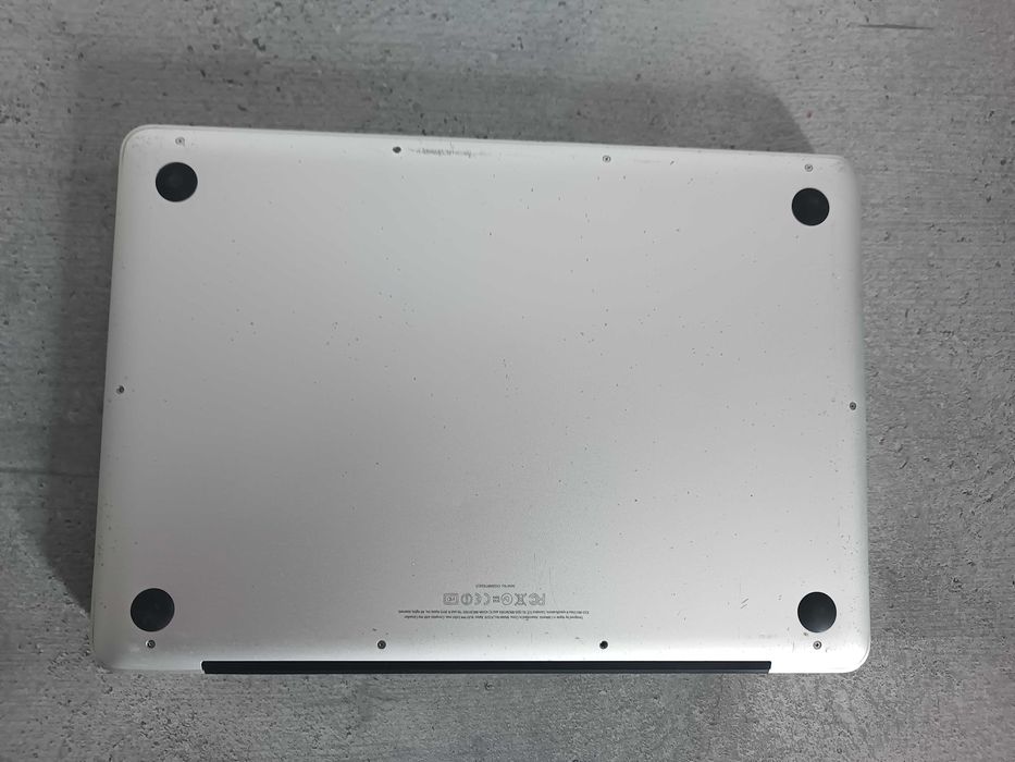  Apple MacBook Pro 13" A1278 i5 Mac OS SSD 256GB Stacja dokująca