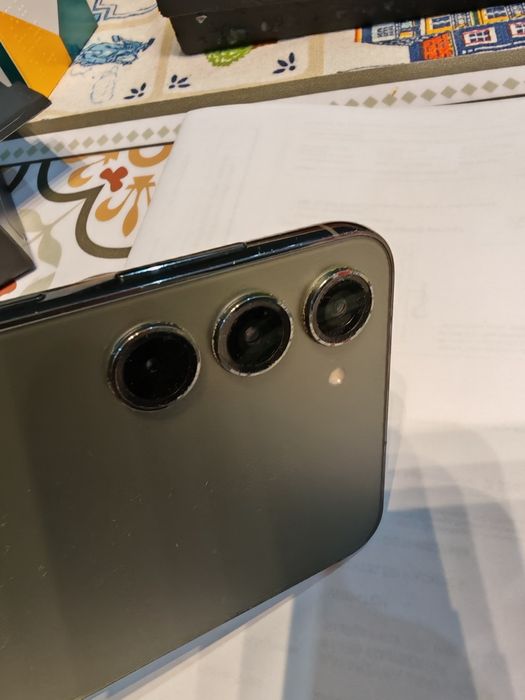 Samsung s23+ 8/512