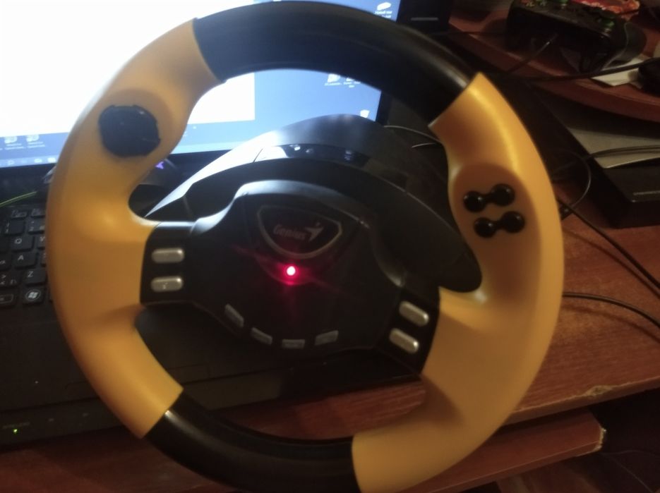 Genius speed  wheel.Ігрове кермо 
Genius sp