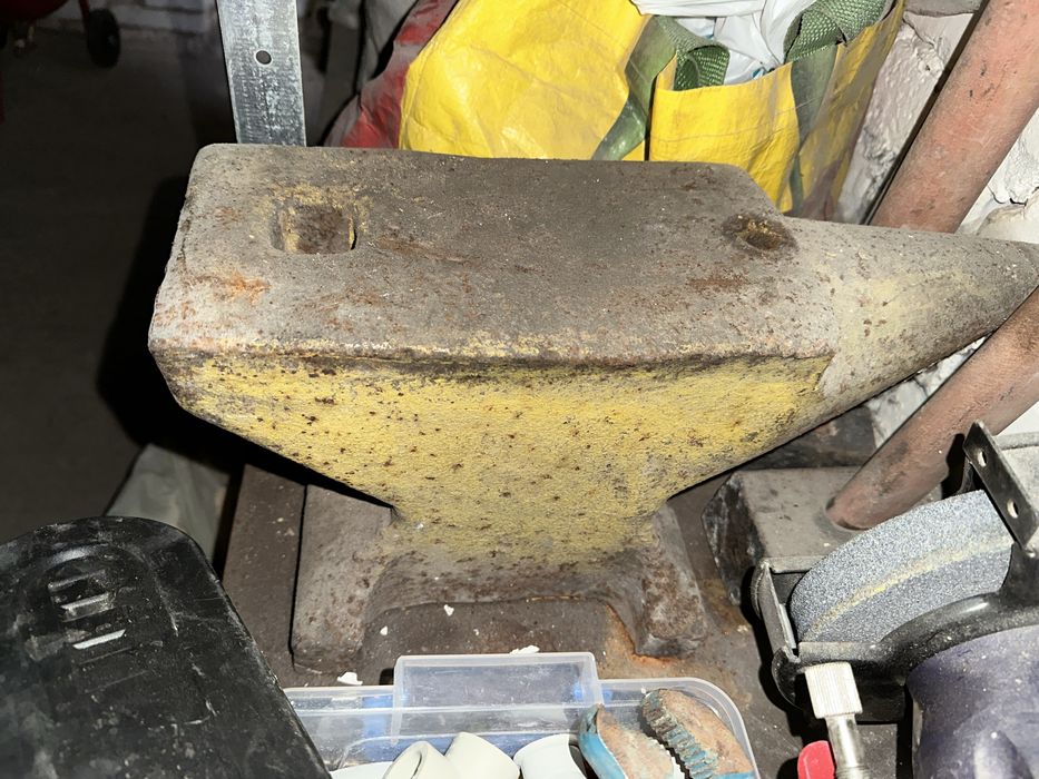 Наковальня 50кг ідеальний стан