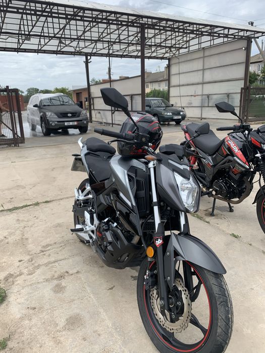 Мотоцикл Loncin cr4 (Lx250-15)