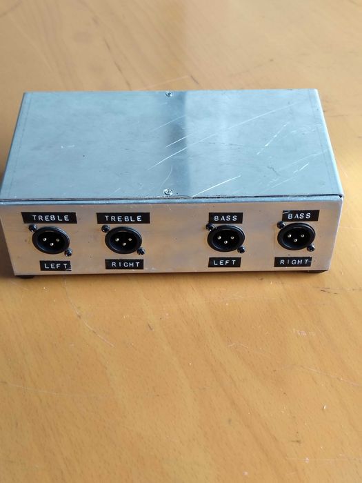 Crossover Digital automático 2 vias