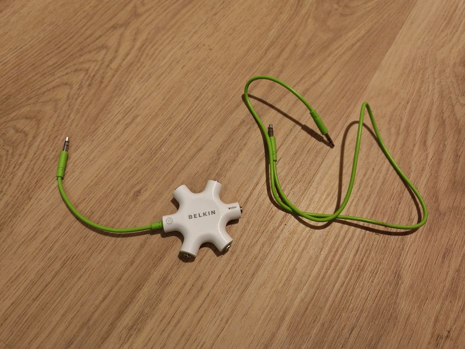 Belkin Rock star 5-jack headphone splitter