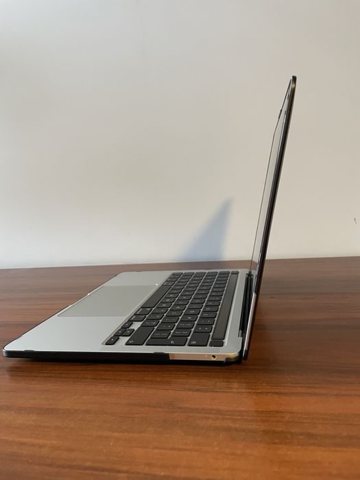 MacBook Pro M1 13-cali 16gb RAM