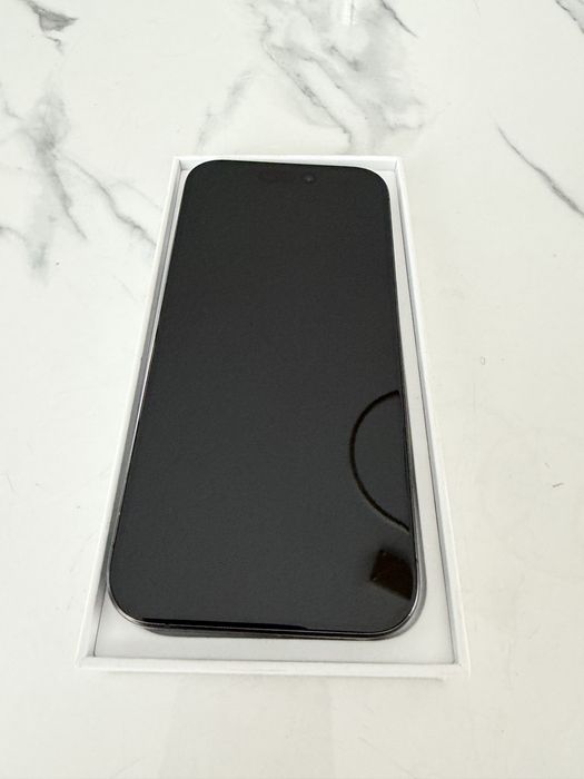 Iphone 15 pro 1T  black titanium