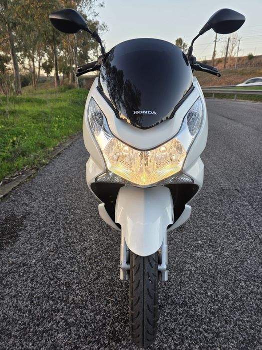 Honda PCX  Nova poucos klm