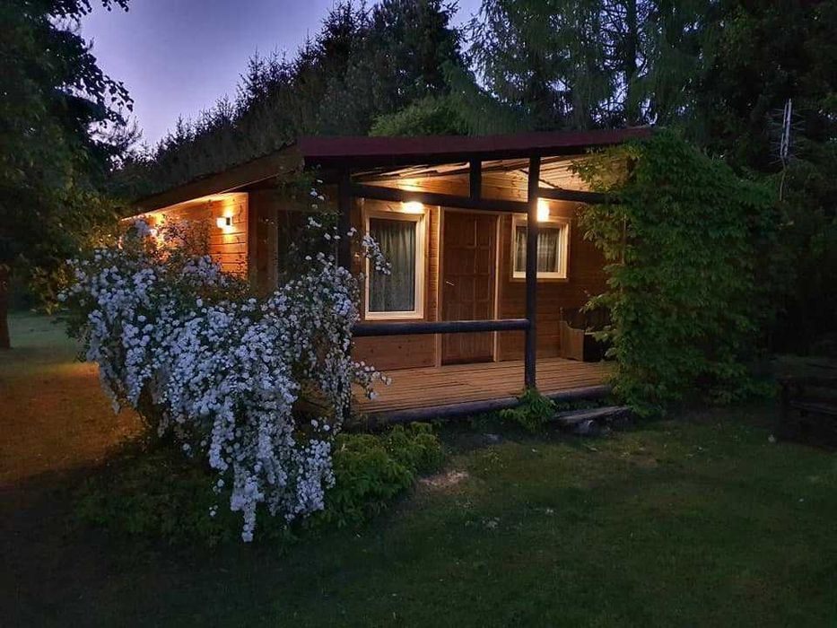 Wynajem domek 6os  MAZURY nad JEZIOREM z PRYWATNĄ PLAŻĄ.