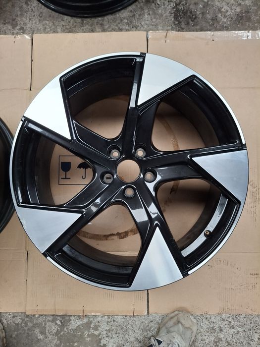 Felga volvo ex30 ex90 22" 9j et 38.5