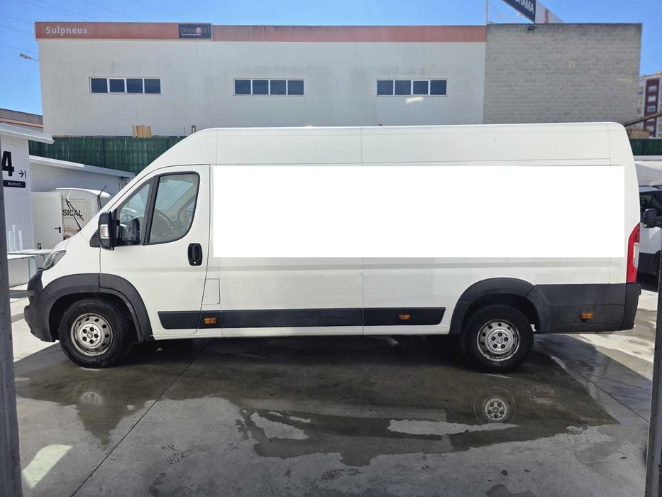 Peugeot BOXER L4H2 - iva dedutivel no valor apresentado