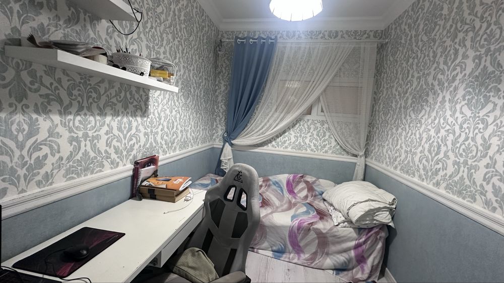 Продам 3-х кімнатну на вул.Прохорівська