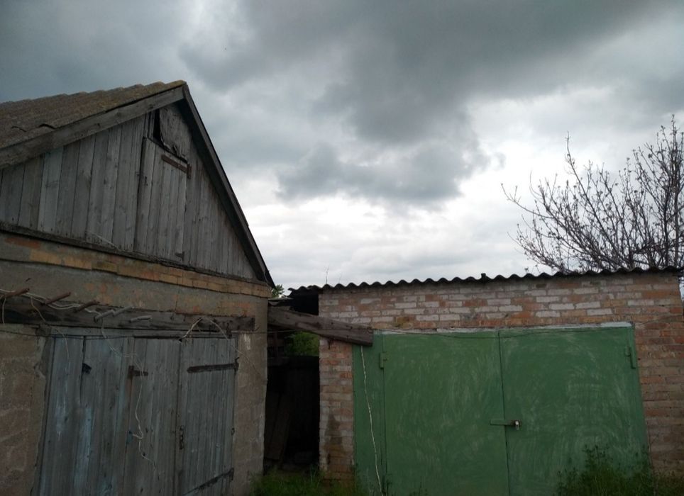 ТЕРМІНОВО.Продам будинок с Казанка Миколаївська обл.