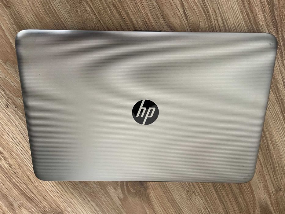 Laptop HP 15-BA0009NT AMD A87410 8GB 128 GB SSD Radeon R5 15.6'' Windows 10