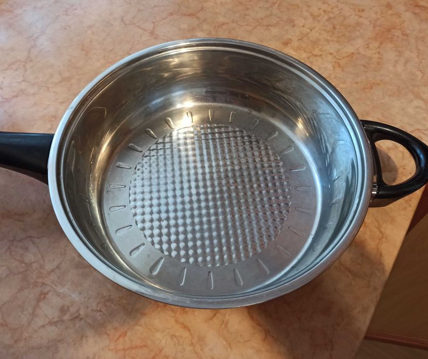 Сковорода сотейник BergHOFF 26 см з кришкою