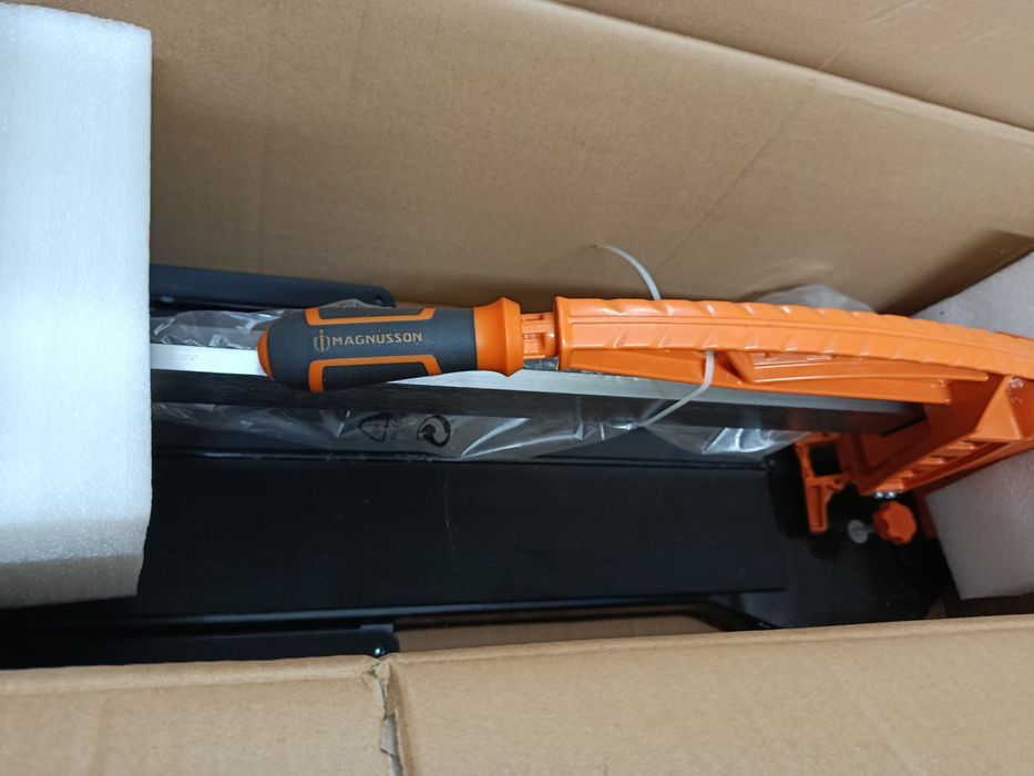 Maszynka  do cięcia glazury Magnusson 900mm