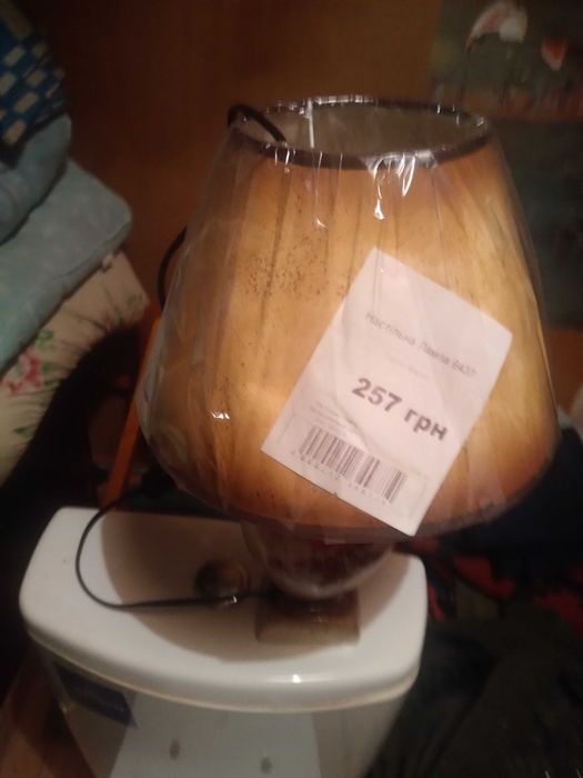 Лампа настільна нова