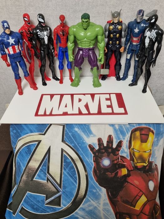 Оригінальні Фігурки Супергероїв Марвел / Marvel Hasbro /, нові, 30см.