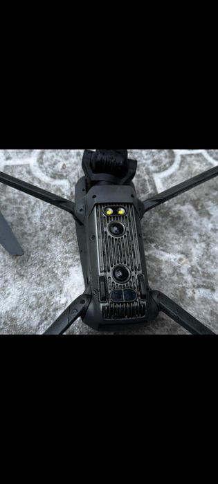 Дрон Mavic 3  мавик 3