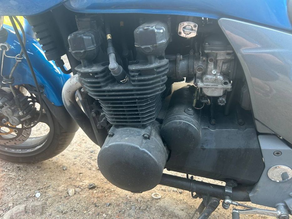 Kawasaki ZR-7S 750сс