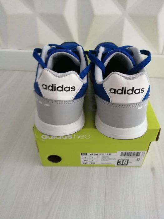 Ténis Adidas Neo Tam.38