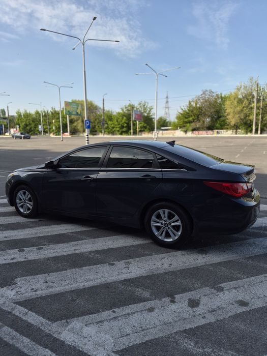 Hyundai Sonata 2013 м.р., 85 тыс.км, ОРИГИНАЛ ПРОБЕГ