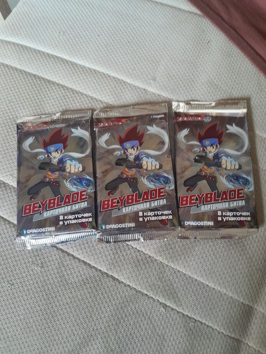 Бустери beyblade картки