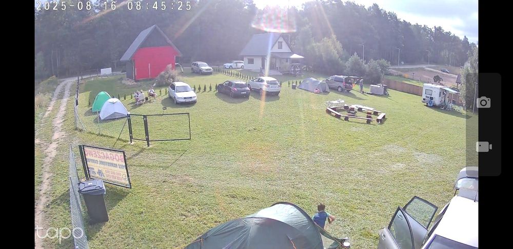 Pole namiotowe -camping nad jeziorem Narie