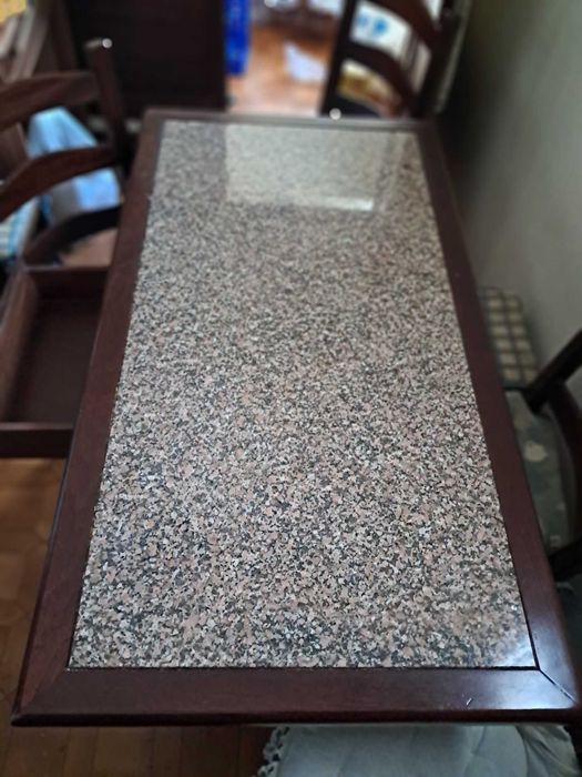 Mesa de Cozinha + Cadeiras + Bancos + Móvel