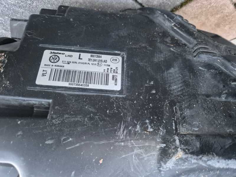 Lampy przód Volkswagen Transporter  T6 lewa i prawa