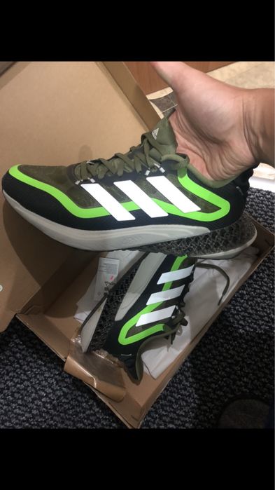 Кросівки Adidas кросовки